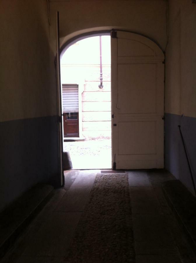 Appartamento In Centro Storico Asti Exterior foto