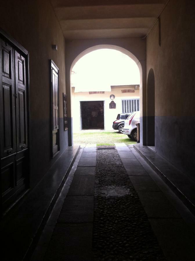 Appartamento In Centro Storico Asti Exterior foto