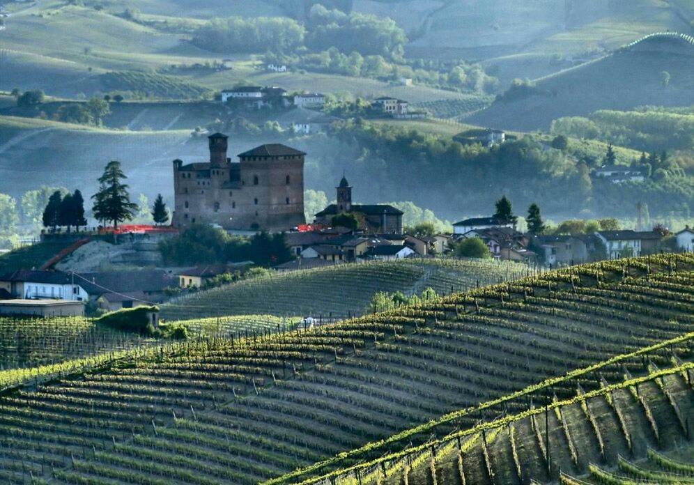 Appartamento In Centro Storico Asti Exterior foto